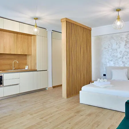 By Infinity Alz * Năvodari