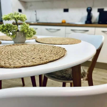 By Infinity Alz Năvodari