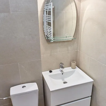 By Infinity Alz * Năvodari