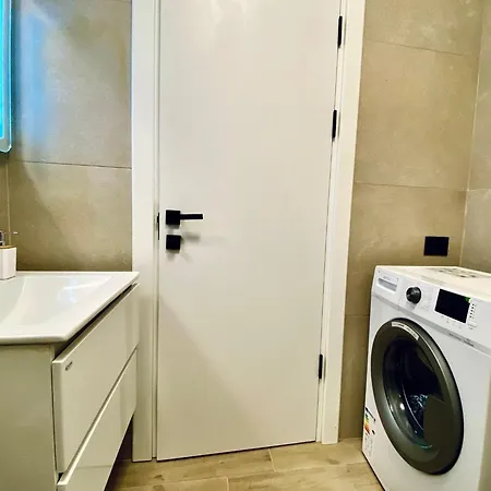 By Infinity Alz * Năvodari