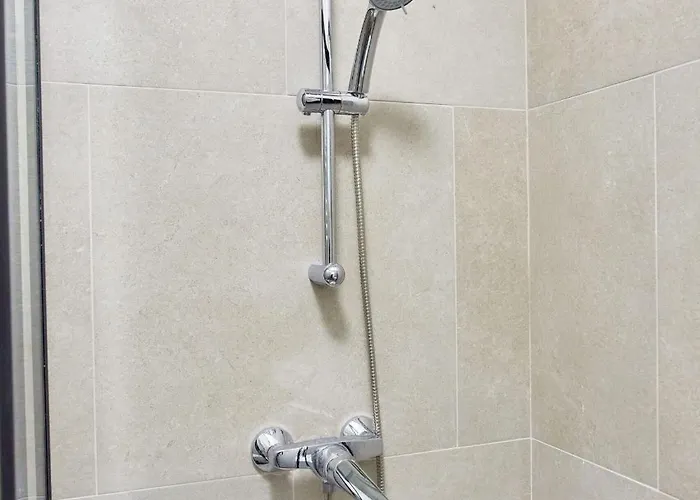 By Infinity Alz * Navodari